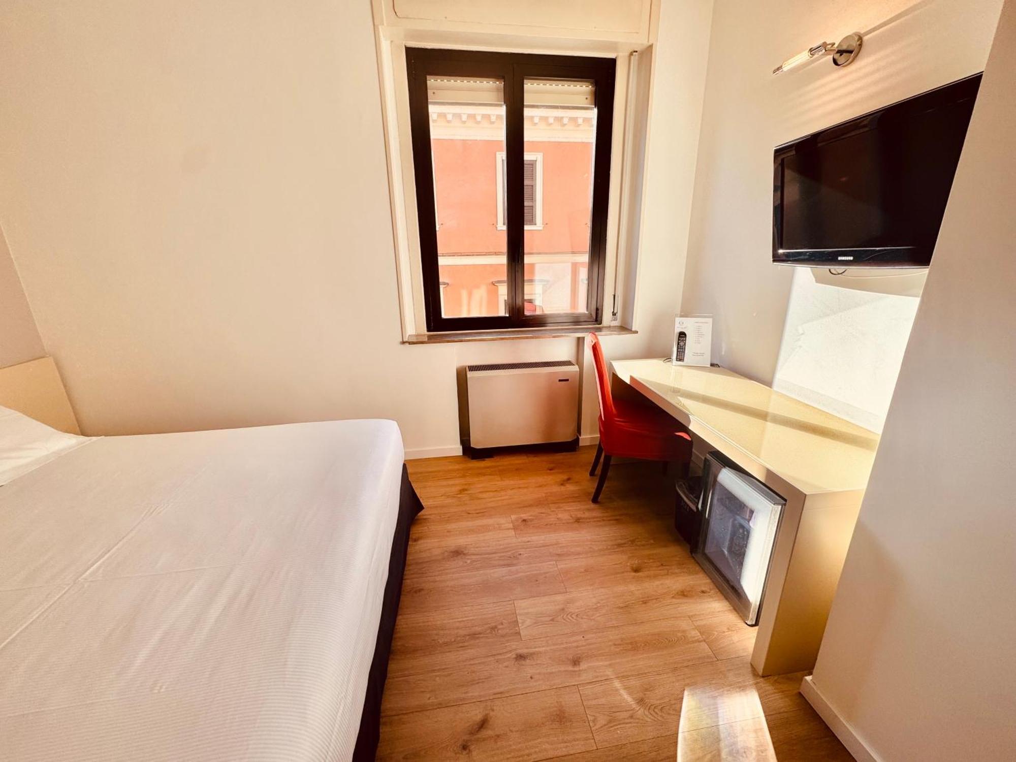 Hotel Pex Mantova Exteriör bild