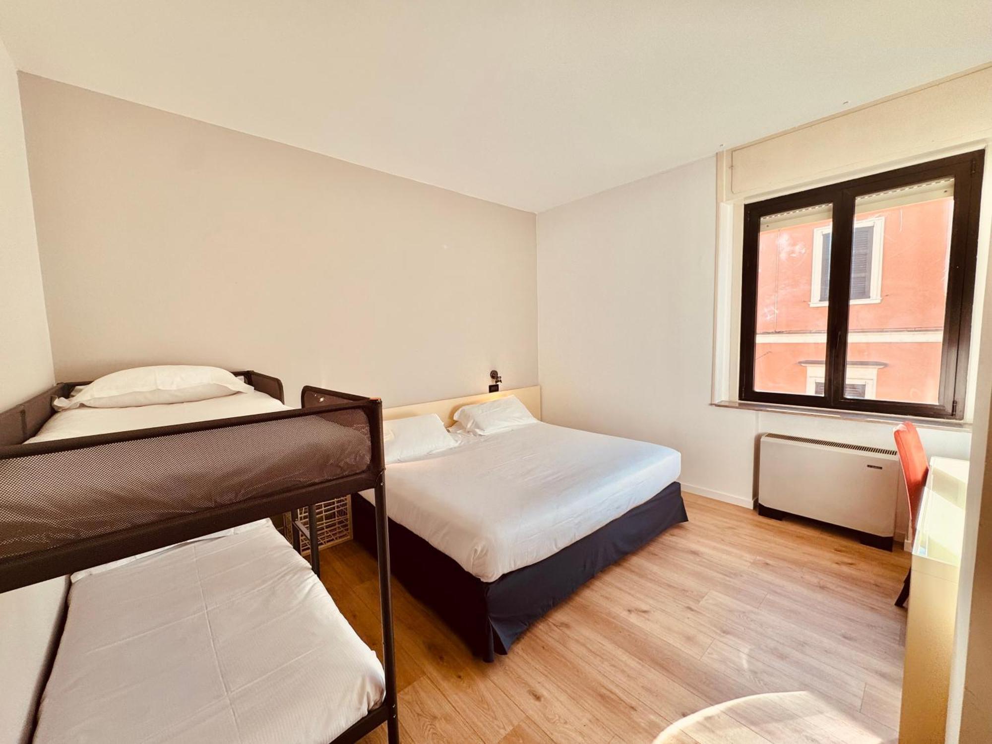 Hotel Pex Mantova Exteriör bild